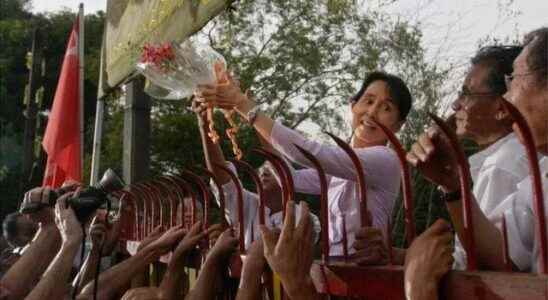 Deposed leader Suu Kyi in Myanmar sentenced to 4 more