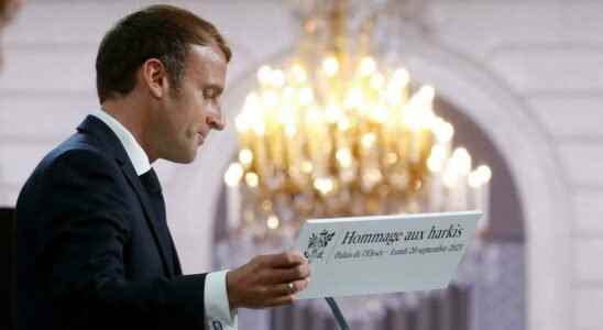 Emmanuel Macron receives returnees from Algeria Its part of an