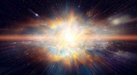 Evolution of life on Earth and supernovae would be closely