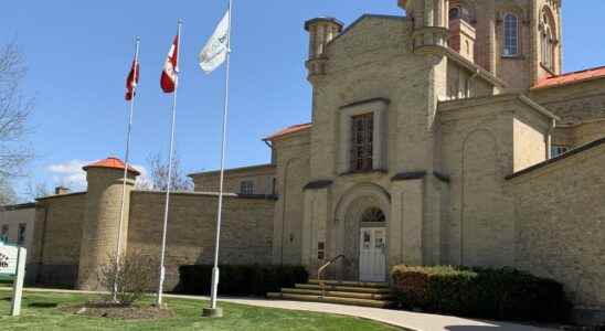 Four COVID related deaths in Oxford and Elgin counties public health