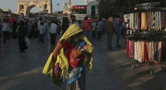 In India the gap between rich and poor is widening