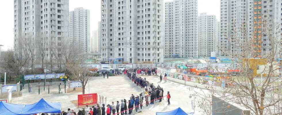 Massive screening in Tianjin after discovery of two Omicron cases