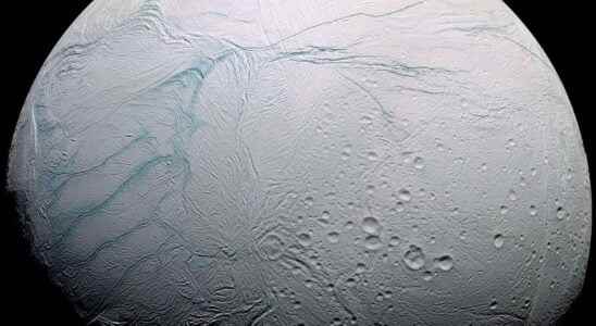 Mission on Enceladus a return of samples will make it