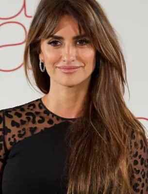 Penelope Cruz her children deprived of screens