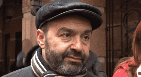 Putins satirical writer and critic Viktor Shenderovich has left Russia
