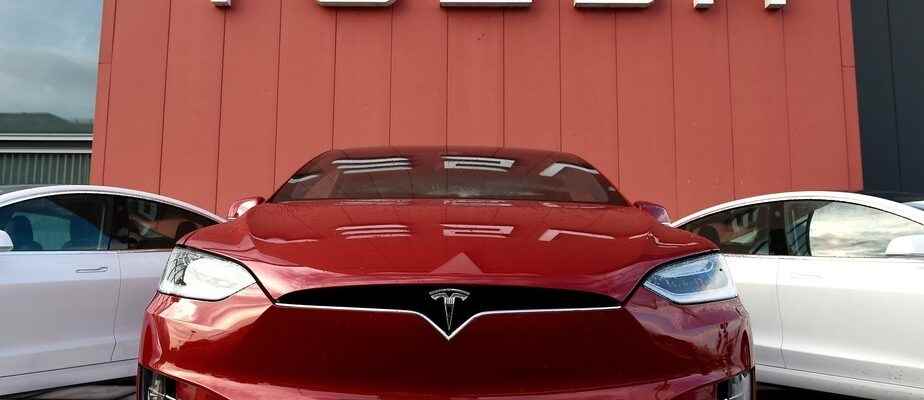 Tesla Model S 2022 update brings changes minor