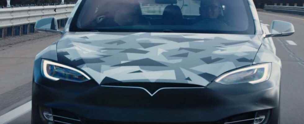 Tesla Model S covers 1210 km with new battery