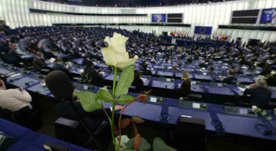 The European Parliament pays tribute to its late president and