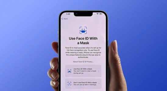 With iOS 154 FaceID will now work with a mask