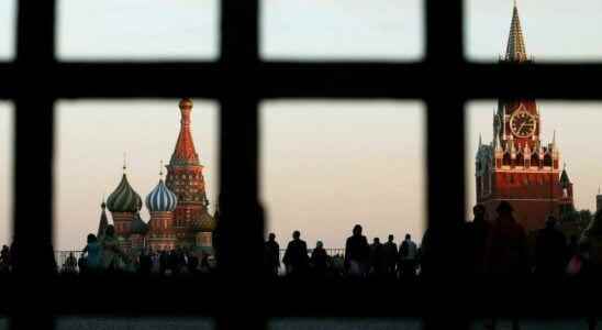 for Moscow Kiev tries to ease tensions in the face