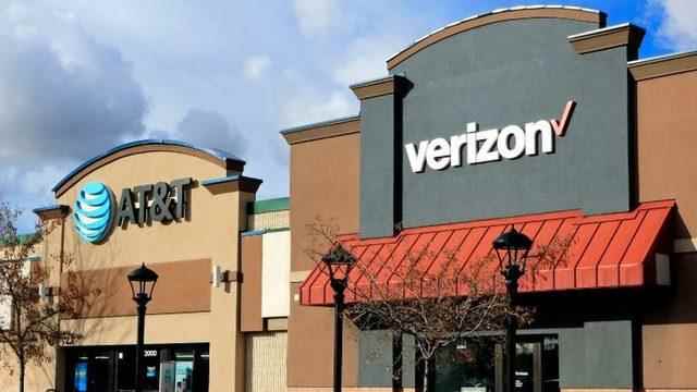 AT&T and Verizon stores in northern Idaho