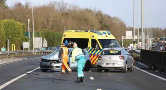 A1 for junction Eemnes temporarily closed due to accident with
