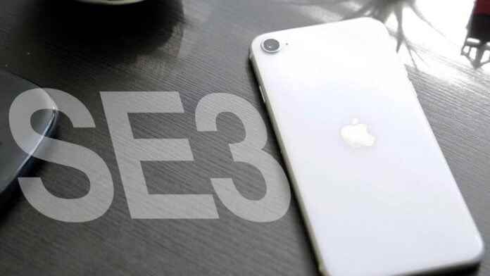 Apple Begins Production of iPhone SE 3 Model