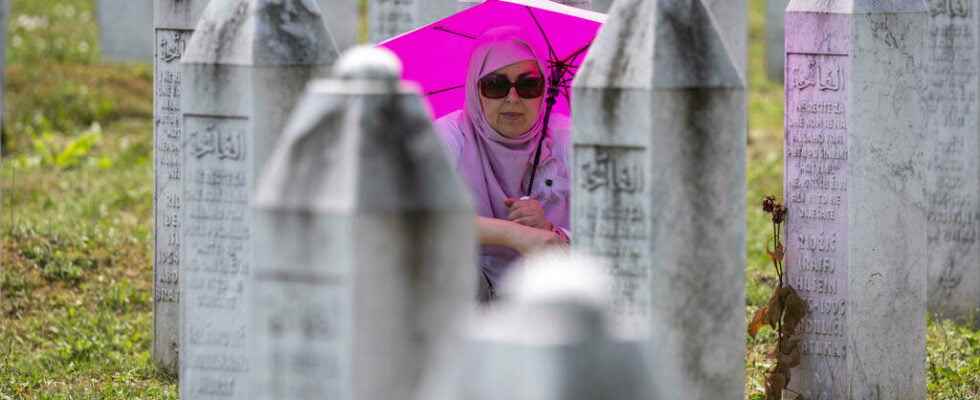 Bosnia Srebrenica survivors worried about a return to violence