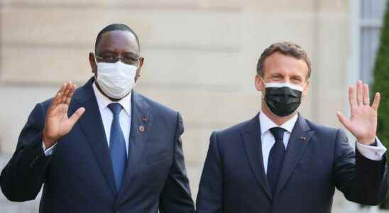 Emmanuel Macron and Macky Sall in reflection on development aid