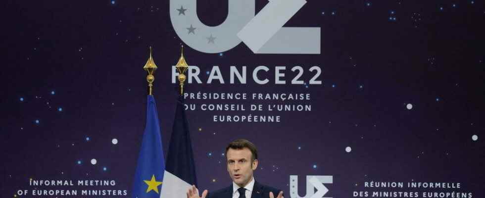 Emmanuel Macron wants to make space a European priority