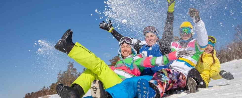 February holidays 2022 next zone dates and rules for skiing