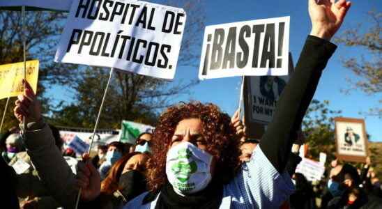 In Spain a public health system on the brink