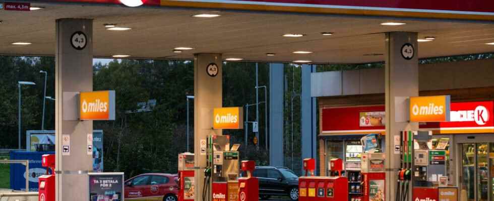 In Sweden the fuel revolt against rising prices is gaining