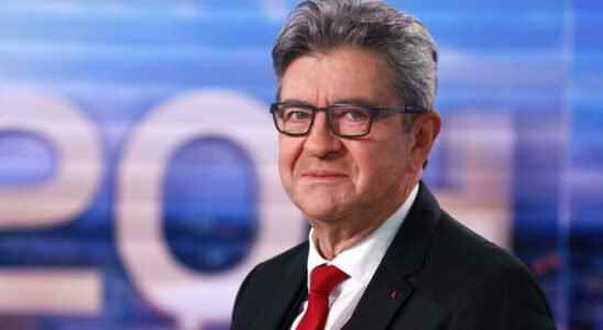 Jean Luc Melenchon sees the second round within reach
