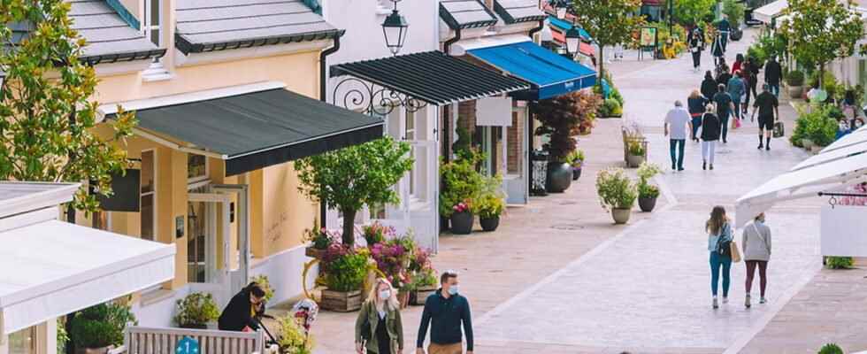 La Vallee Village creates its personal shopper service