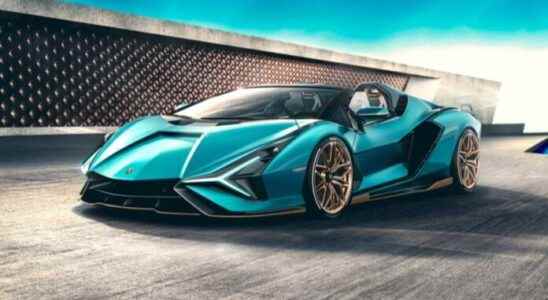 Lamborghini Decided to Continue with Internal Combustion Engines