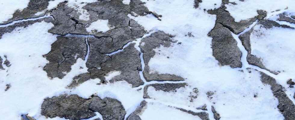 Listening to earthquakes to understand the melting of permafrost