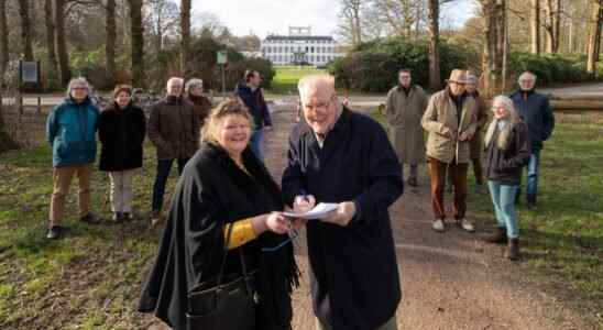 Local residents of Soestdijk Palace refuse to participate It makes