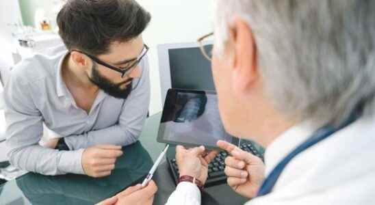Lung cancer first screening experiment in smokers