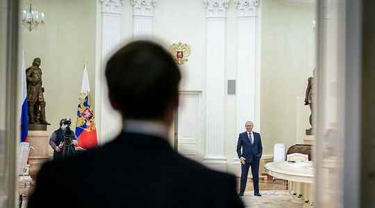 Macron in Moscow and Kiev a diplomatic stalemate and still