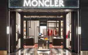 Moncler in 2021 revenues exceed 2 billion