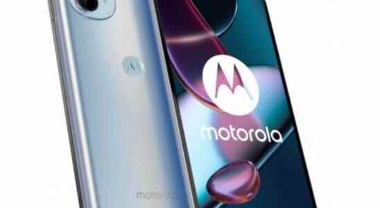 Motorola Edge 30 Pro introduced with Snapdragon 8 Gen 1