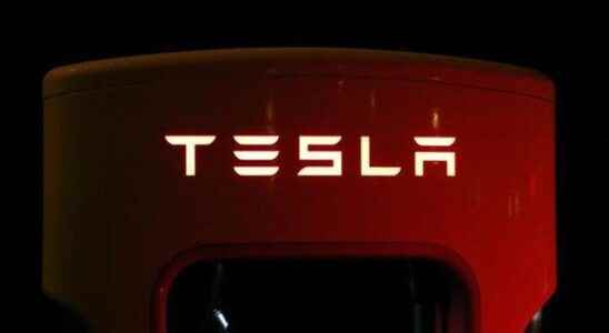 One produces electric cars one is iPhone Teslas design leader