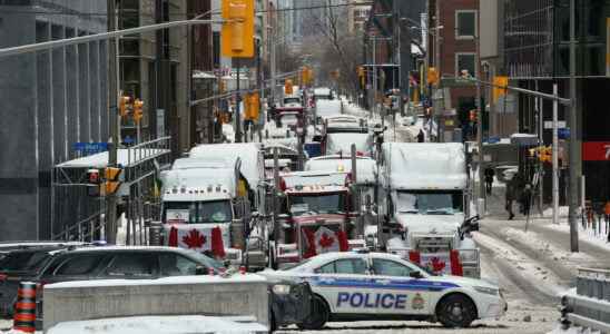 Ottawa mayor declares state of emergency as roadblocks persist
