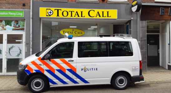 Owner of Utrecht telephone shop arrested on suspicion of money