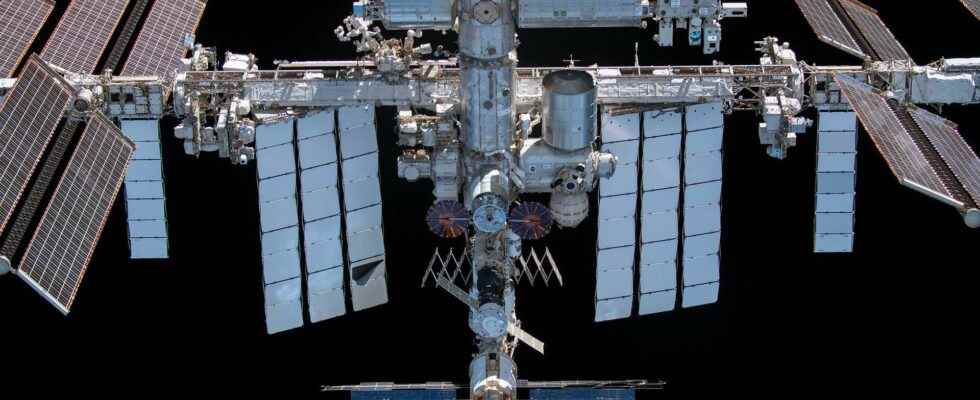 Private space stations to replace the ISS