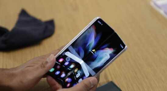 Samsung Galaxy Z Fold 4 first info price and release