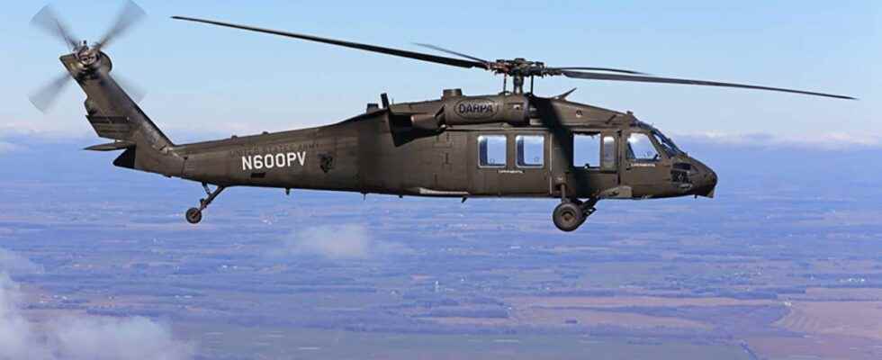 The US military flies a Black Hawk helicopter without a