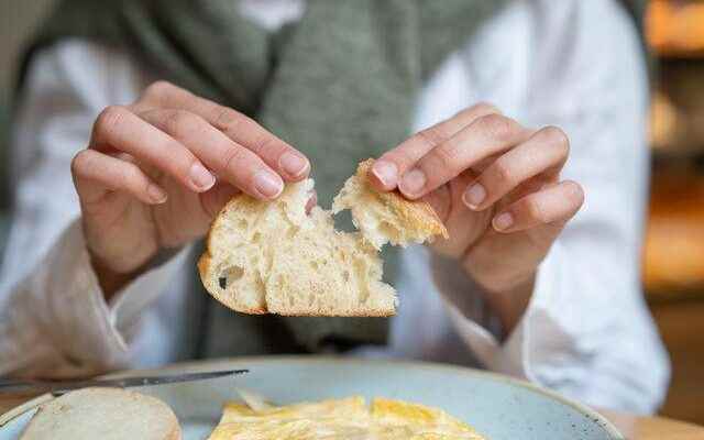 The biggest mistake dieters make Not eating bread