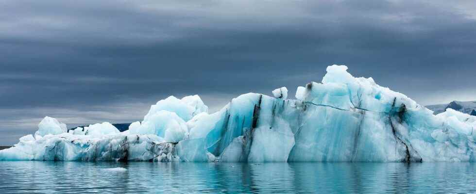 Top 20 of the most beautiful ice landscapes
