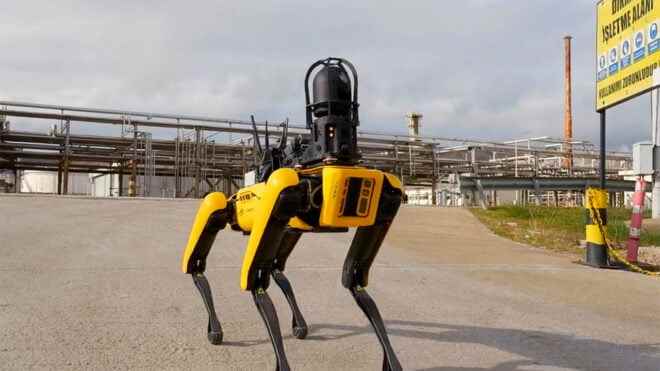 Tupras started future tests with the robot dog Spot Video