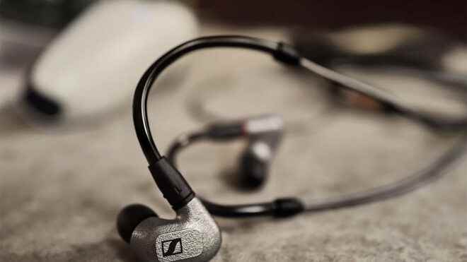 1646250111 6 High end headphones with zirconium body Sennheiser IE 600
