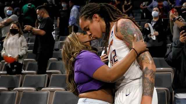 Brittney Griner becomes the first gay athlete to be introduced by Nike