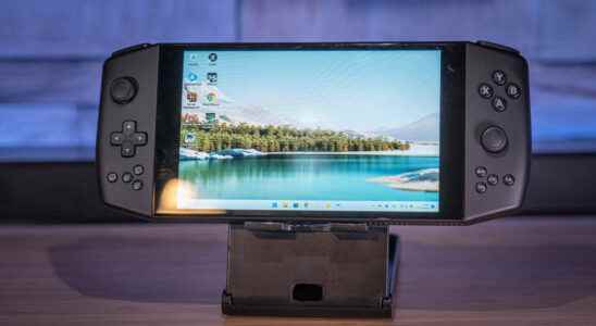 AYA Neo is this Chinese Switch style PC console the most serious