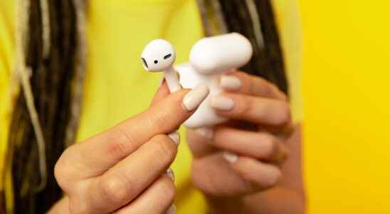AirPods still available on sale at 30