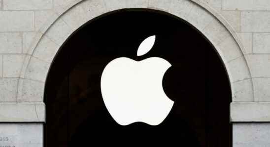 Apple stopped selling products in Russia and imposed bans