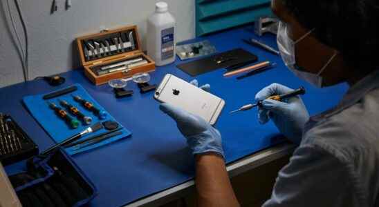 Apple will no longer repair iPhones reported lost or stolen