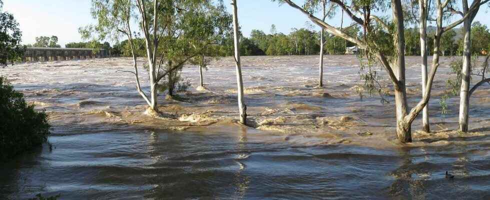 Australia hit by historic floods for 2nd time in 10