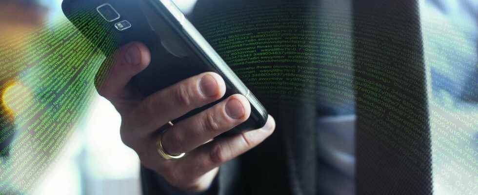 Be careful antiviruses for Android hide malware that steals your
