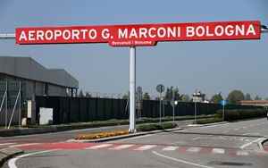 Bologna airport in 2021 the loss is reduced Traffic picking